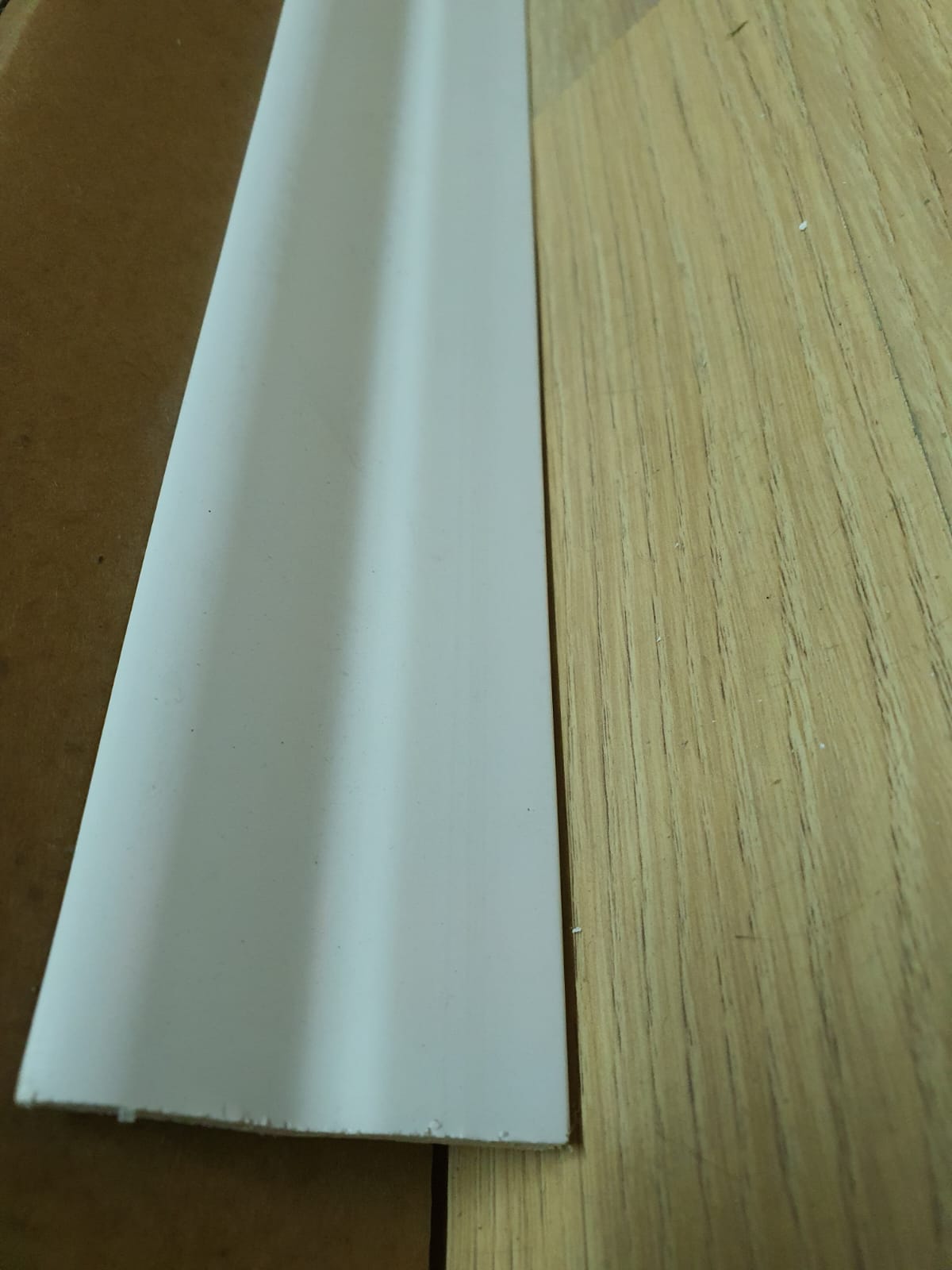 PLINTA Polimer Dur, D 311, 240 x 6 x 0.5 cm